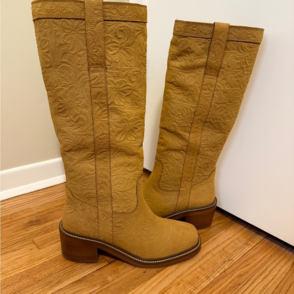 Frye Tan Heeled Boots Classic Western Style